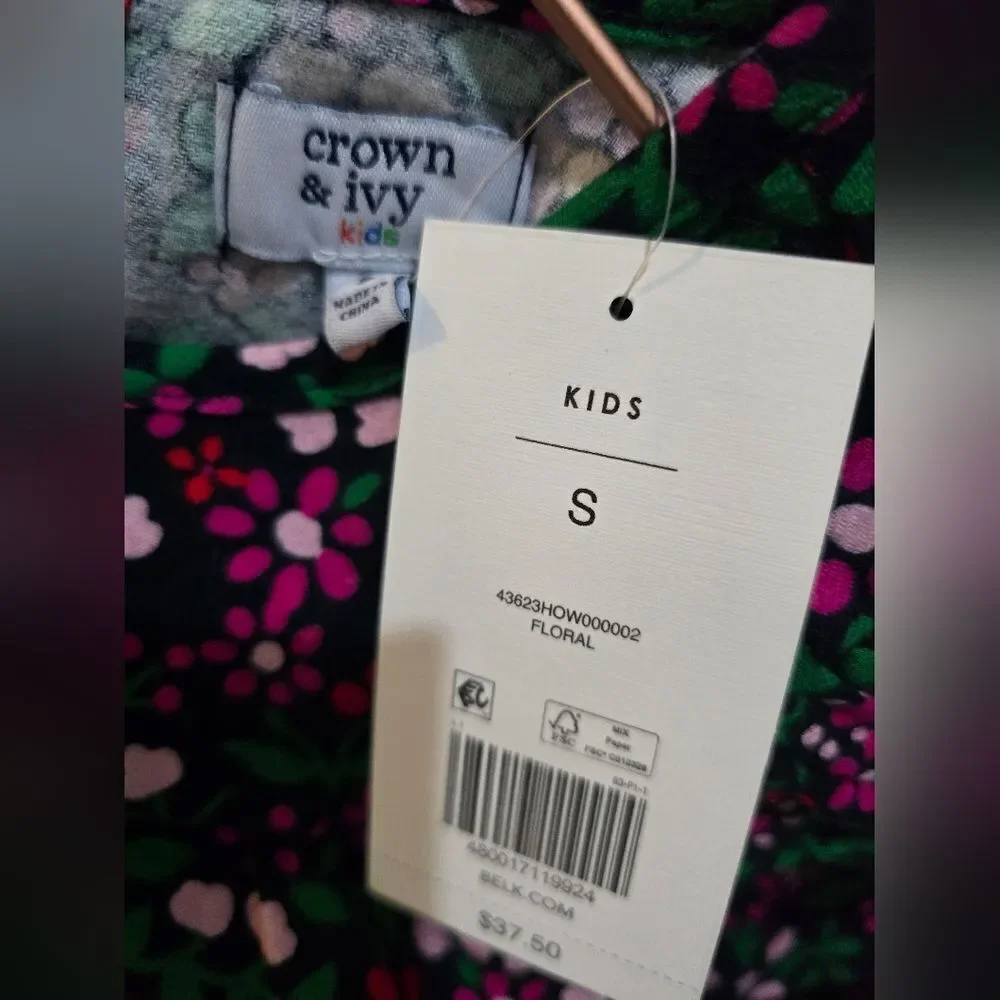 Crown & Ivy Floral Ruffle Flannel Top And Pants Set NWT Size Small